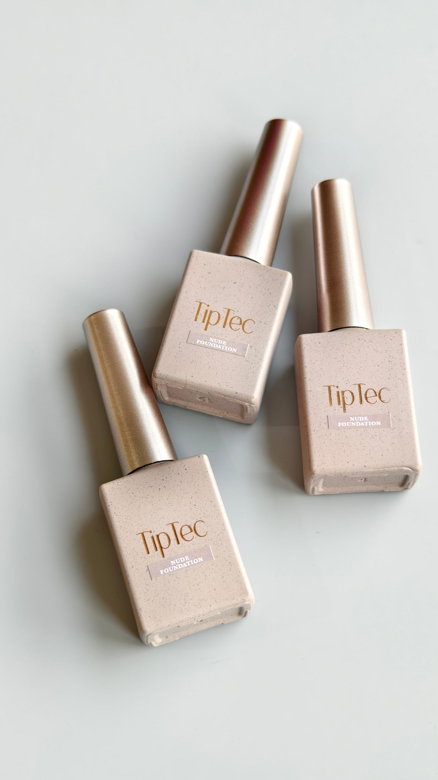 TipTec♥NUDE FOUNDATION 裸粉色甲油膠底膠