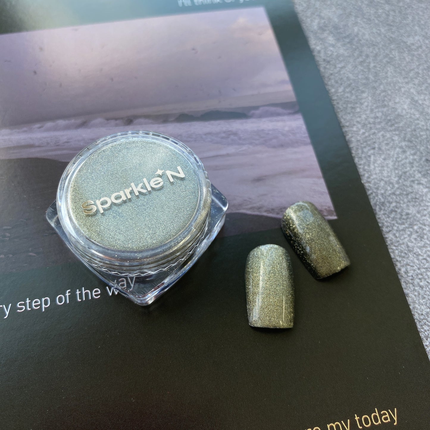 SPARKLE N Magnetic Powder 貓眼粉