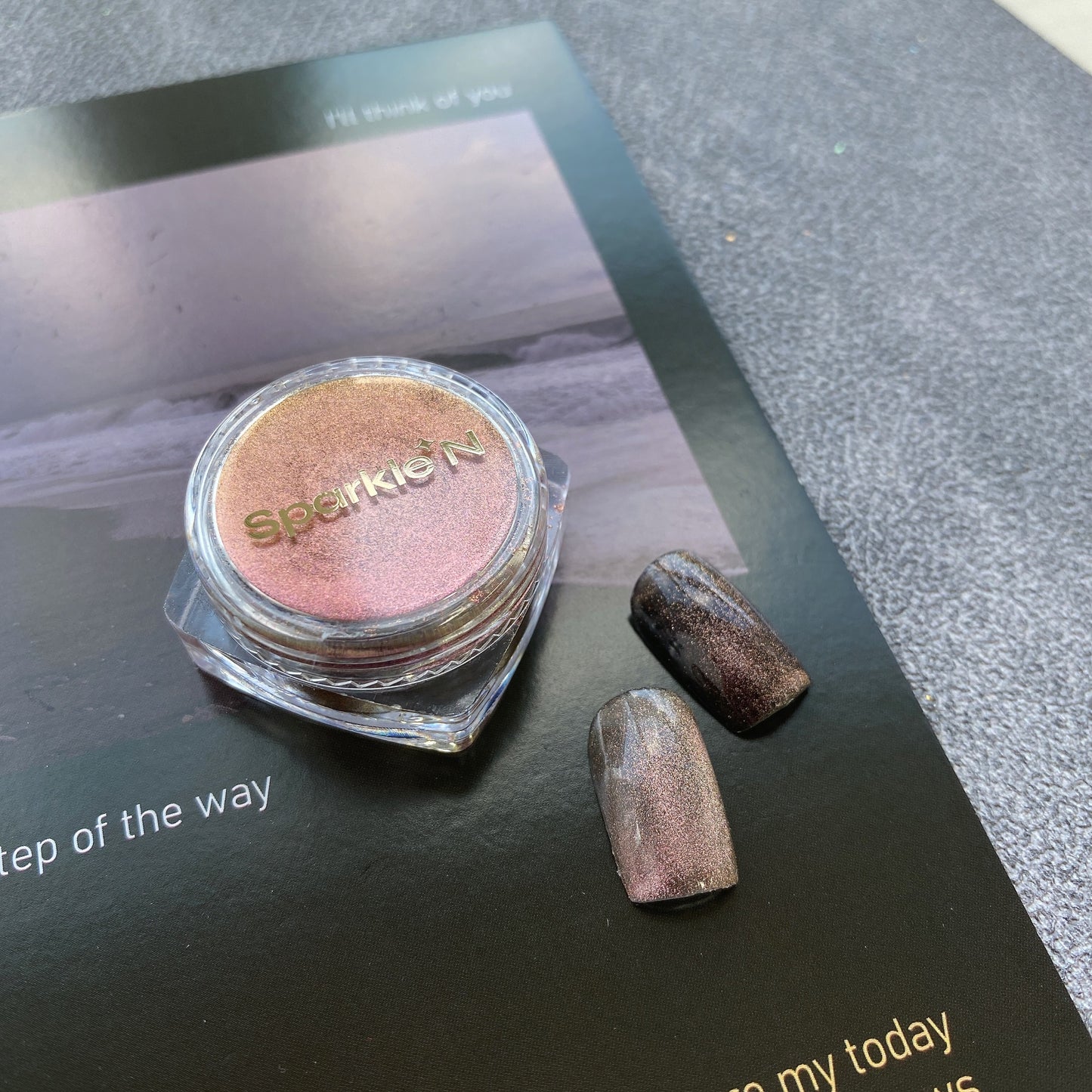 SPARKLE N Magnetic Powder 貓眼粉