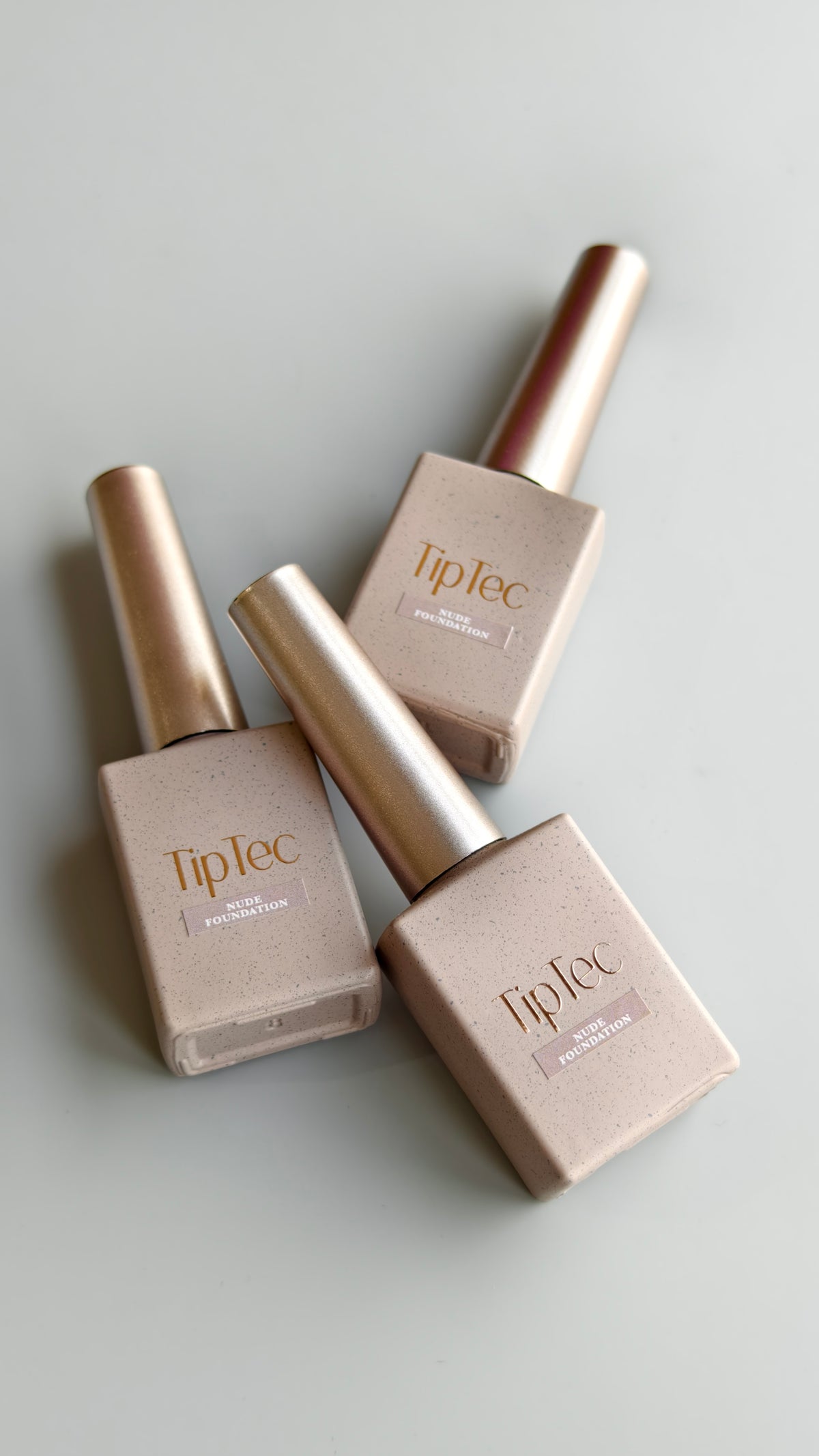 TipTec♥NUDE FOUNDATION 裸粉色甲油膠底膠